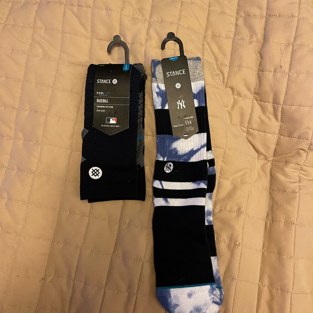 Stance New York Yankees Athletic Socks in Black and Blue Tie-Dye bundle